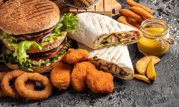 Названа провоцирующая проблемы со зрением еда